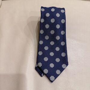 Tom Ford Mens Blue Silk Tie Polka Dot Necktie Made in Italy Luxury Designer